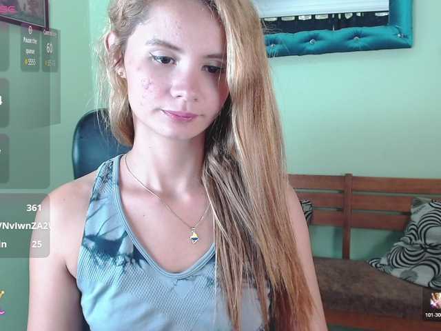 VictoriaJones- live webcam show