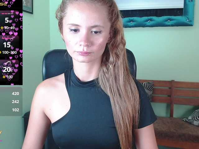 VictoriaJones-