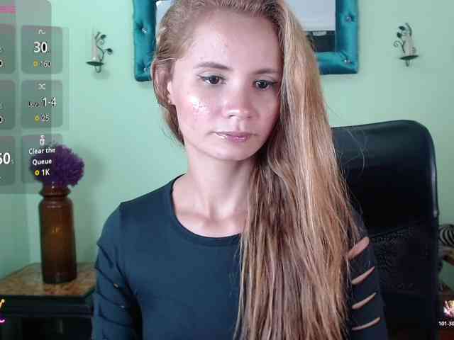 VictoriaJones- webcam