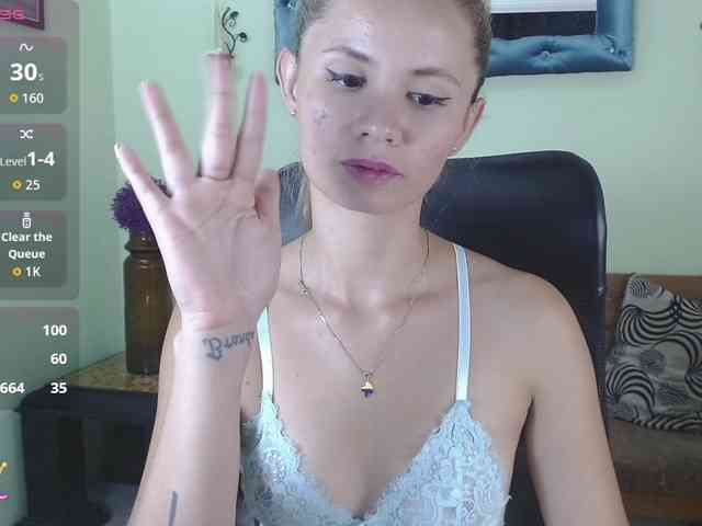 VictoriaJones- Live Webcam on BongaCams