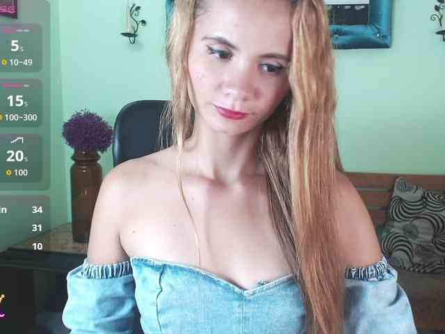 模特: VictoriaJones-