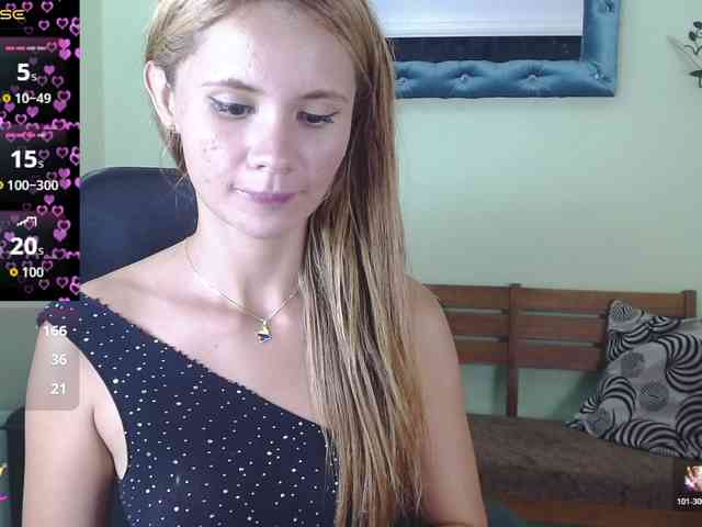 VictoriaJones- webcam