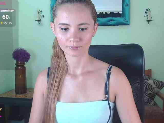 VictoriaJones-