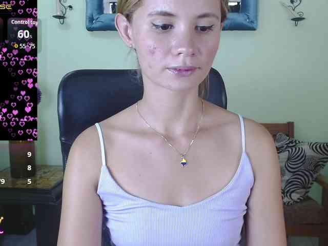 VictoriaJones- Sex Cam Show