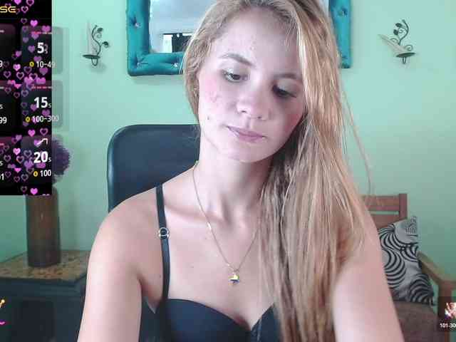 VictoriaJones-