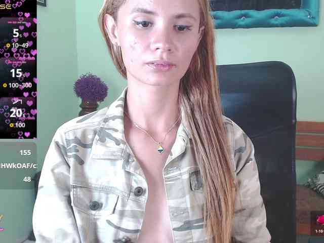 VictoriaJones- webcam