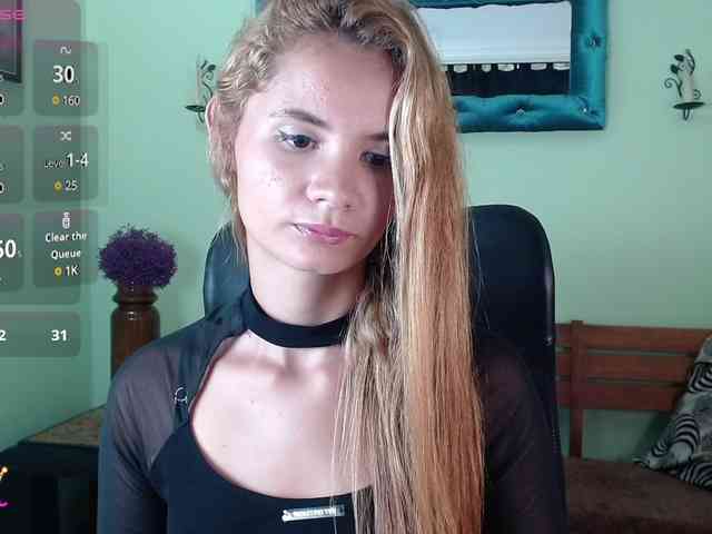 VictoriaJones-