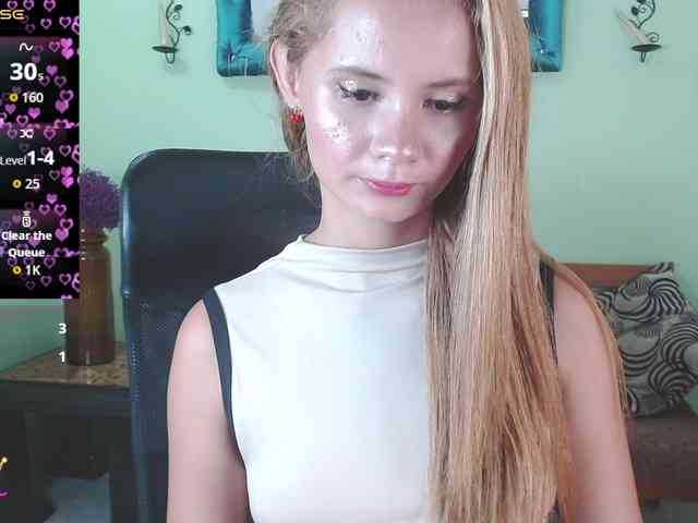 VictoriaJones- webcam