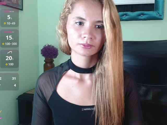 VictoriaJones-