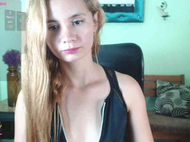 VictoriaJones-