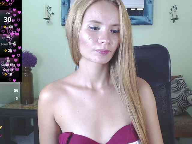 VictoriaJones- webcam