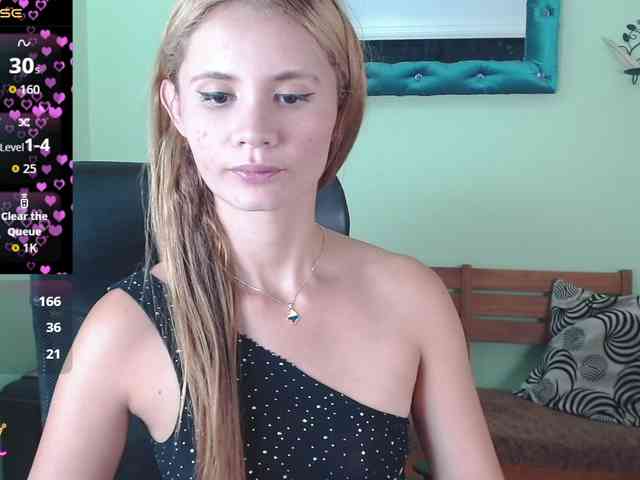 VictoriaJones- webcam