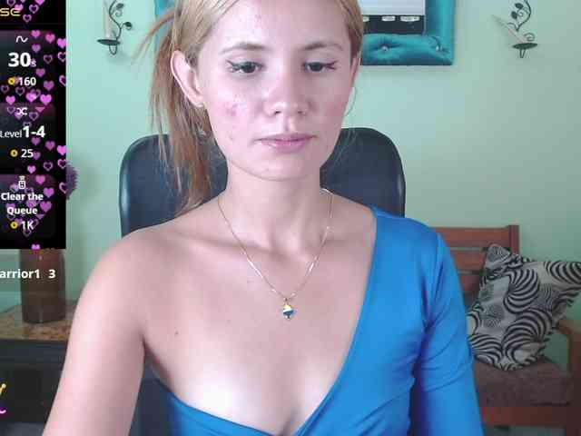 VictoriaJones- webcam