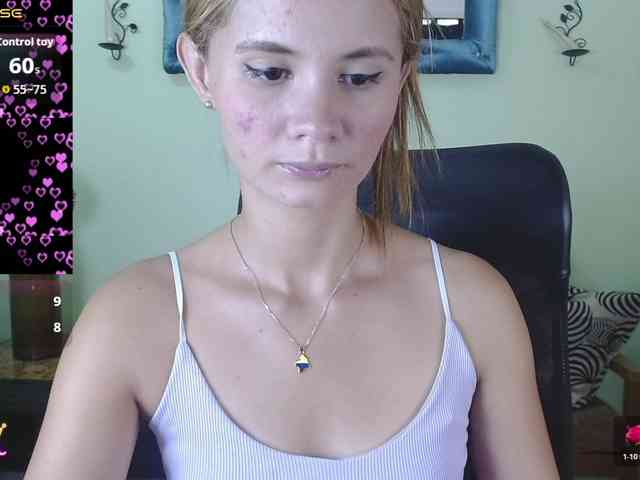 VictoriaJones- webcam