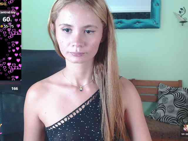 VictoriaJones- webcam