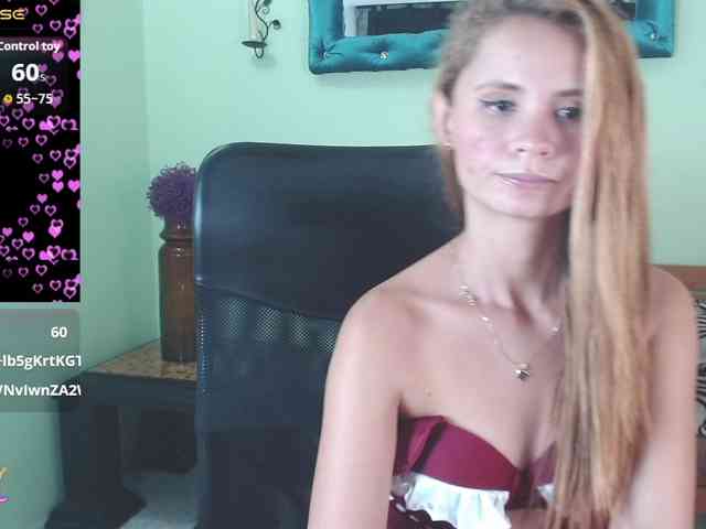 VictoriaJones- webcam