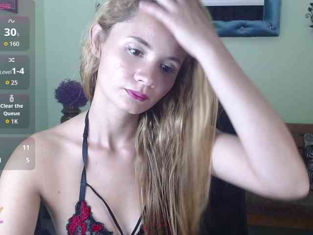 VictoriaJones-