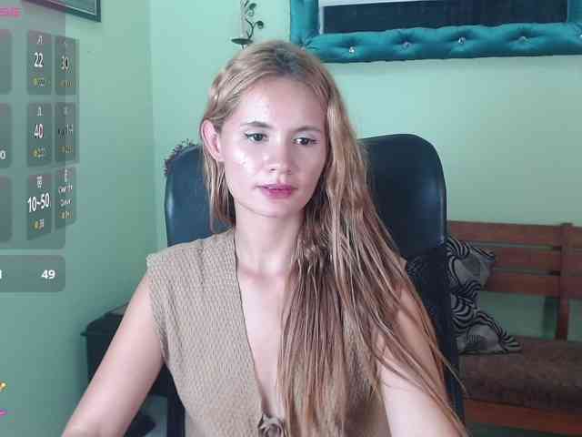 VictoriaJones- webcam