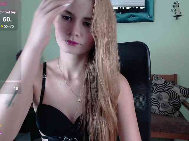 VictoriaJones-