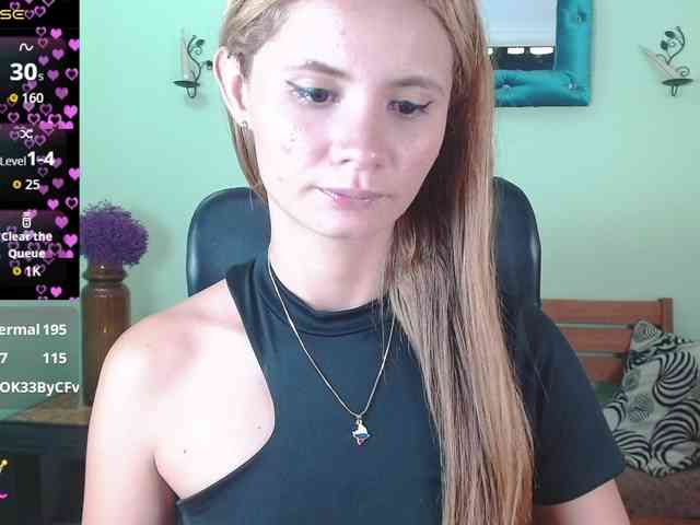 VictoriaJones- webcam
