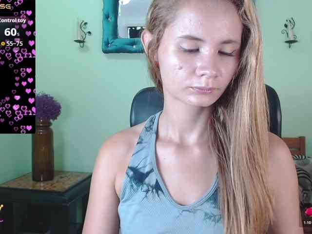 VictoriaJones- webcam
