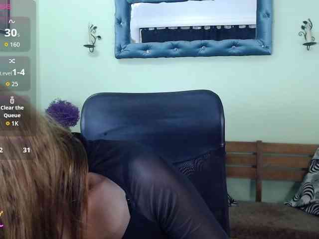 VictoriaJones- webcam