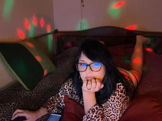 OxiXLove live cam on BongaCams