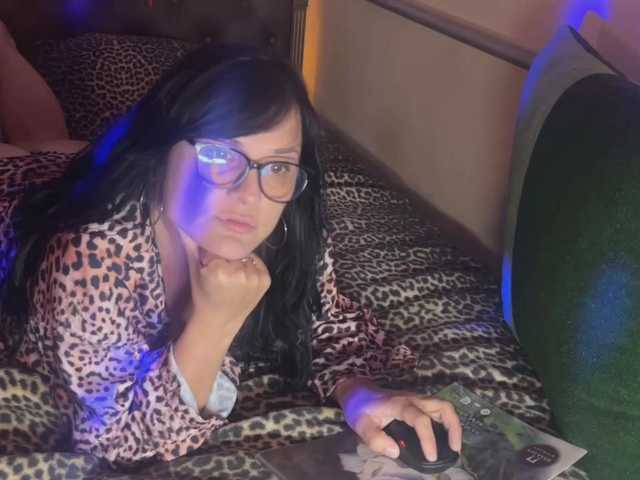 OxiXLove live cam on BongaCams