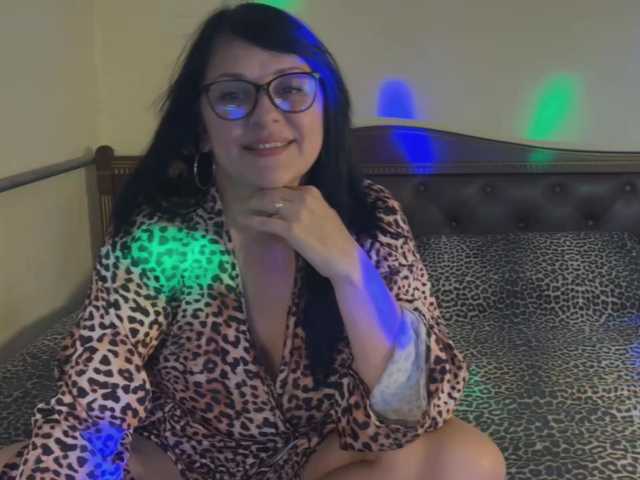 OxiXLove live webcam show