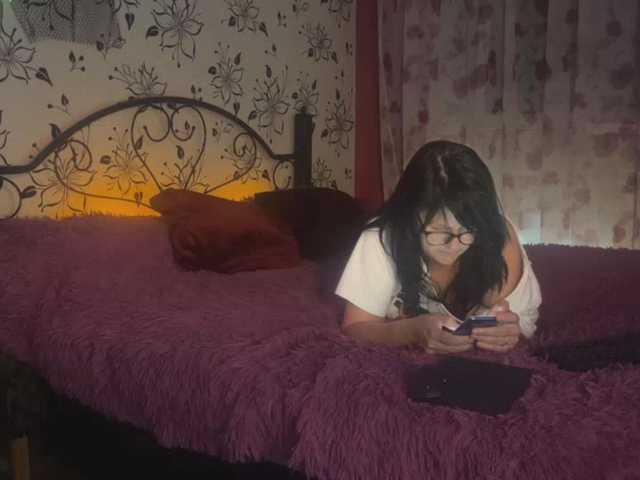 OxiXLove live cam on BongaCams