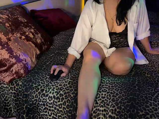 OxiXLove live cam on BongaCams