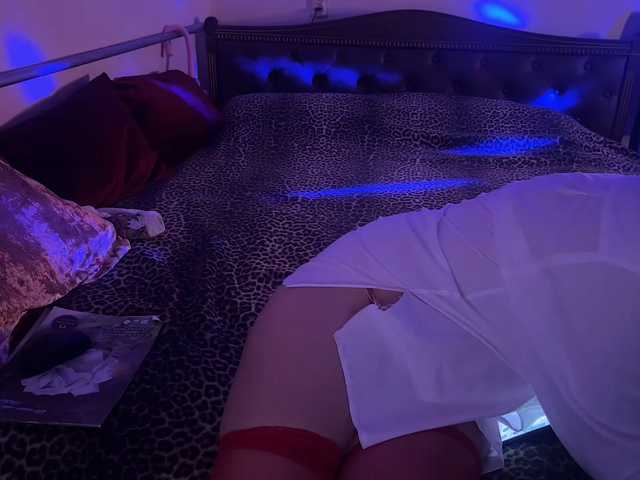 OxiXLove live cam on BongaCams