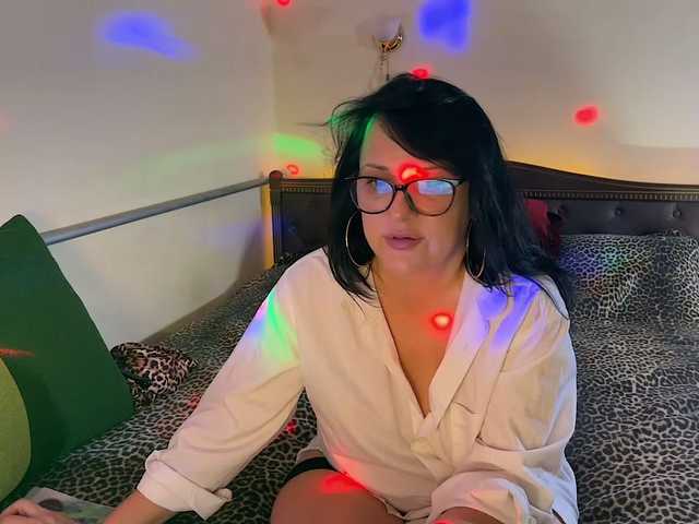 OxiXLove live cam on BongaCams
