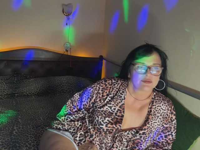 OxiXLove live cam on BongaCams