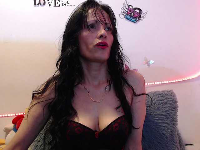Dulce-Shary live cam on BongaCams