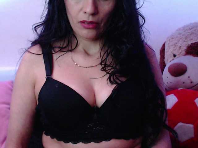 Dulce-Shary live cam on BongaCams