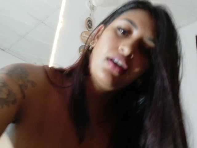 loretahorny25 live cam on BongaCams