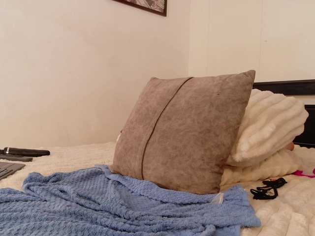 loretahorny25 live cam on BongaCams