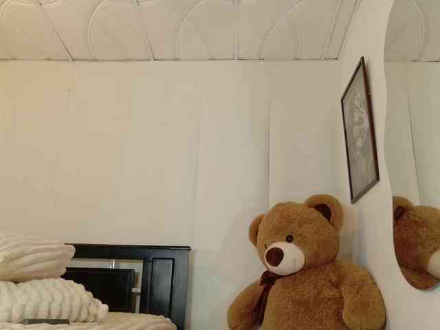 loretahorny25 webcam