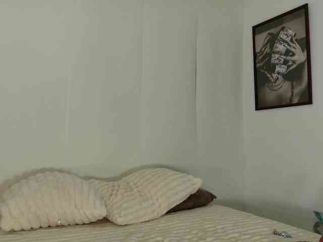 loretahorny25 webcam