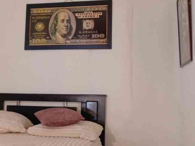 loretahorny25 webcam