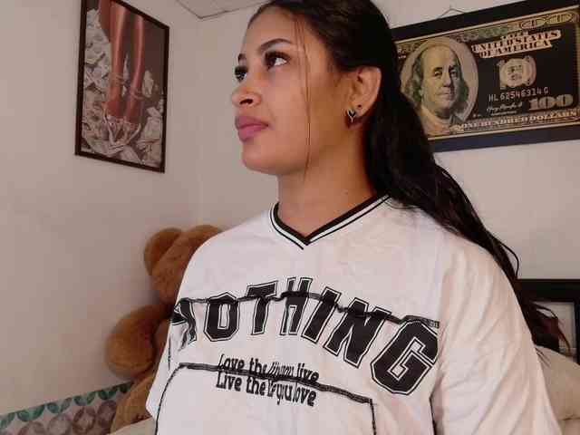 loretahorny25 webcam