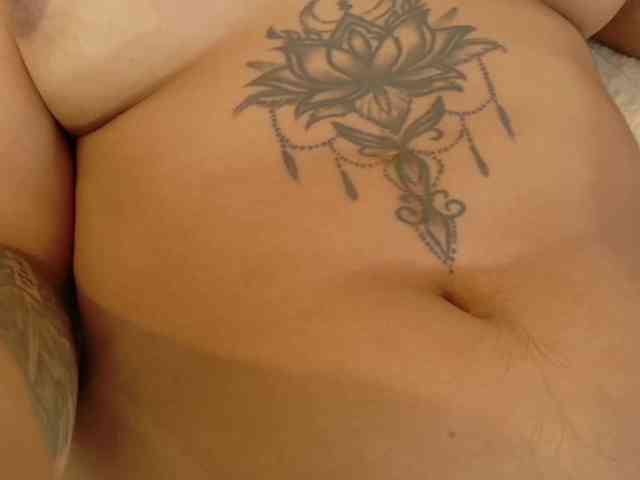 loretahorny25 webcam