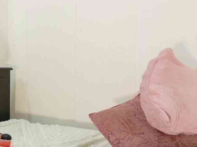 loretahorny25 webcam