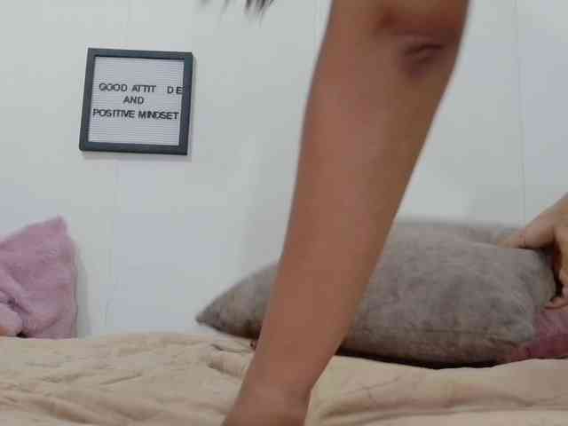 loretahorny25 webcam