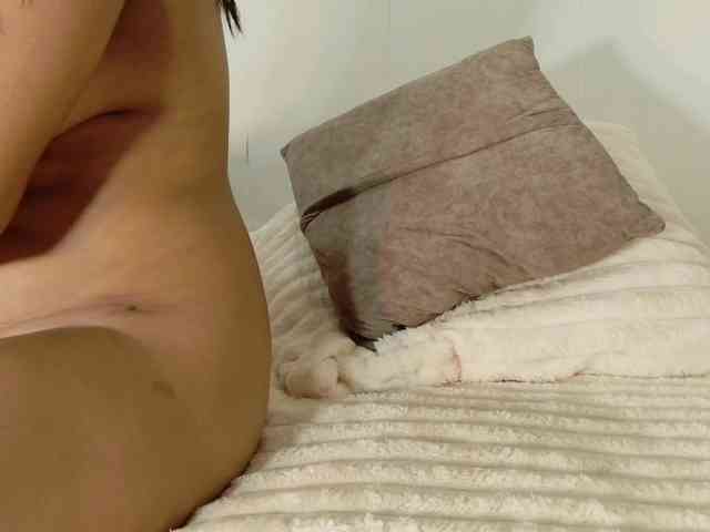 loretahorny25 webcam