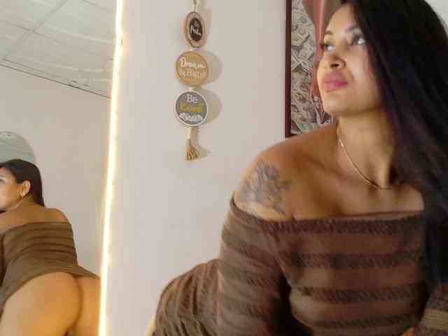 loretahorny25 webcam