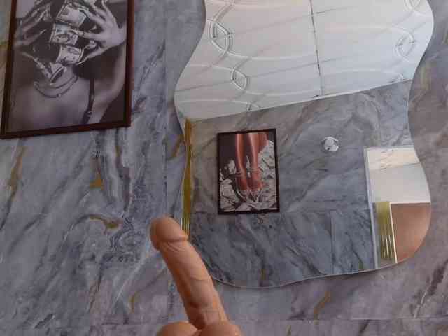 loretahorny25 webcam