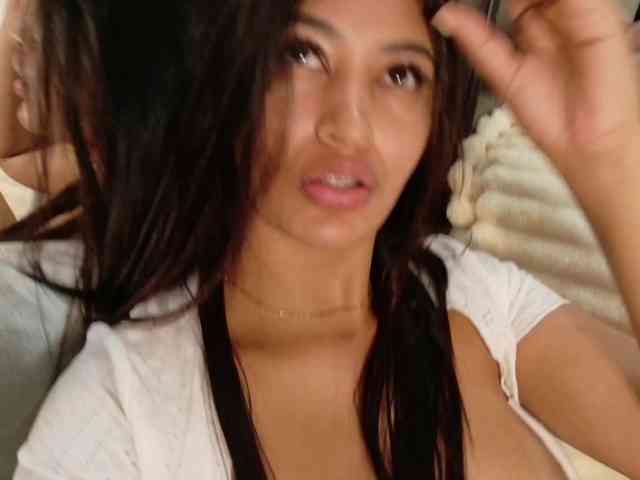 loretahorny25 webcam