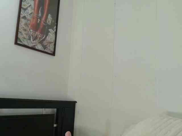 loretahorny25 webcam